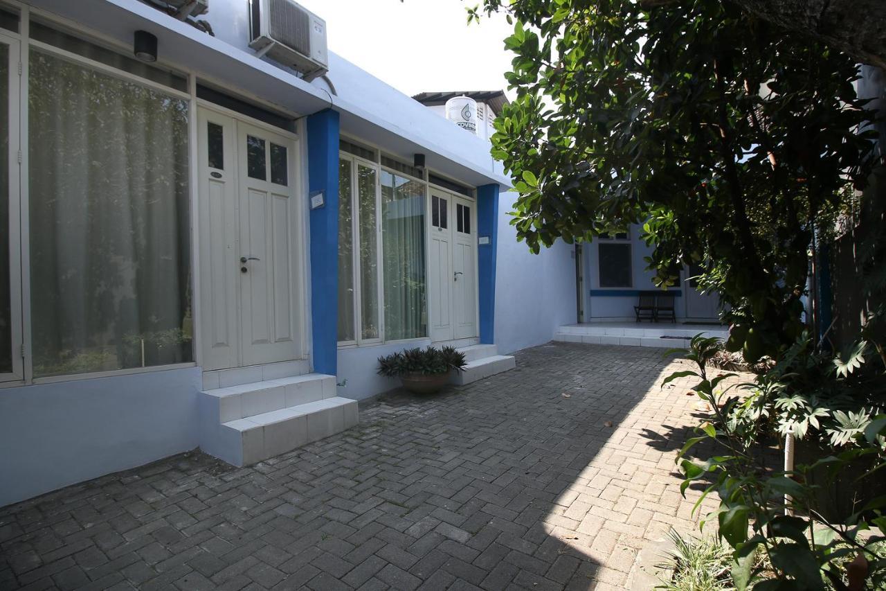 Reddoorz Near Stasiun Lawang Hotell Exteriör bild